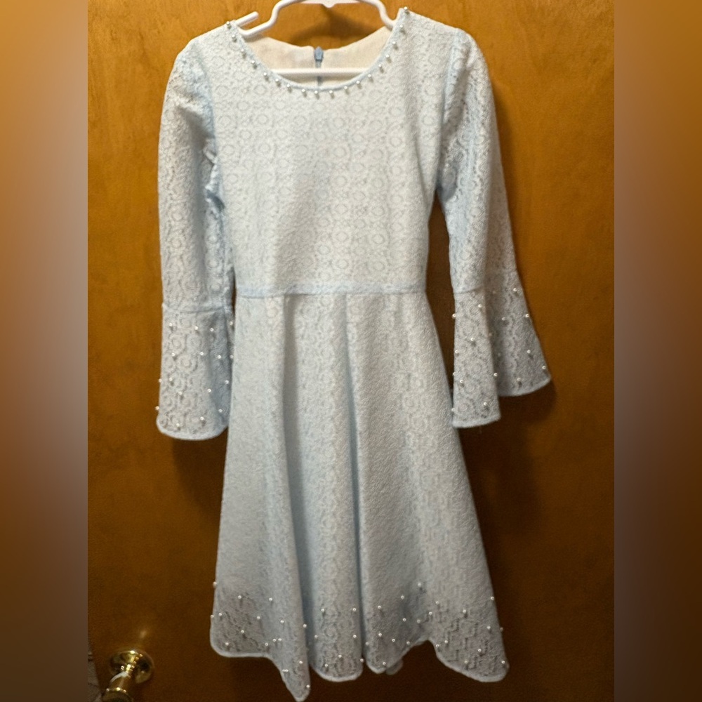 Girl’s Elegant Light Blue Lace Dress with Pearl Accents